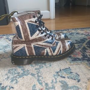 dr. martins union jack boots